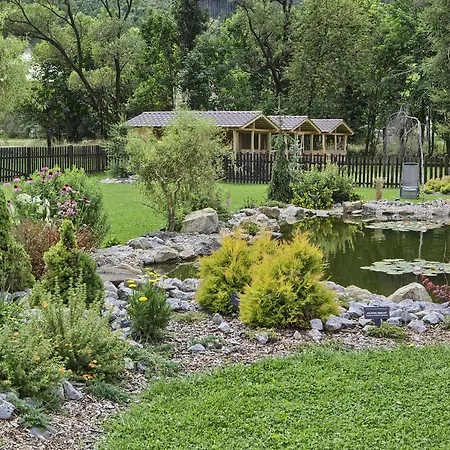 Fantazia - Brezno-muranska Planina Konukevi 3*