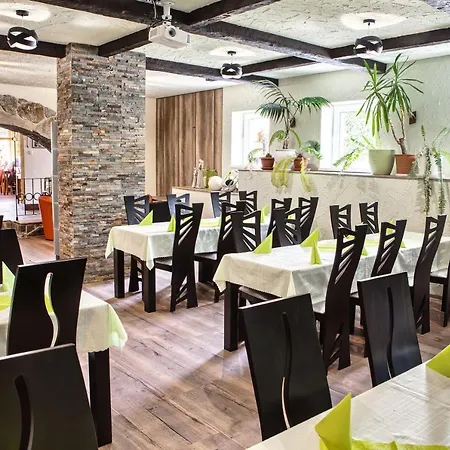 Konukevi Fantazia - Brezno-muranska Planina 3*